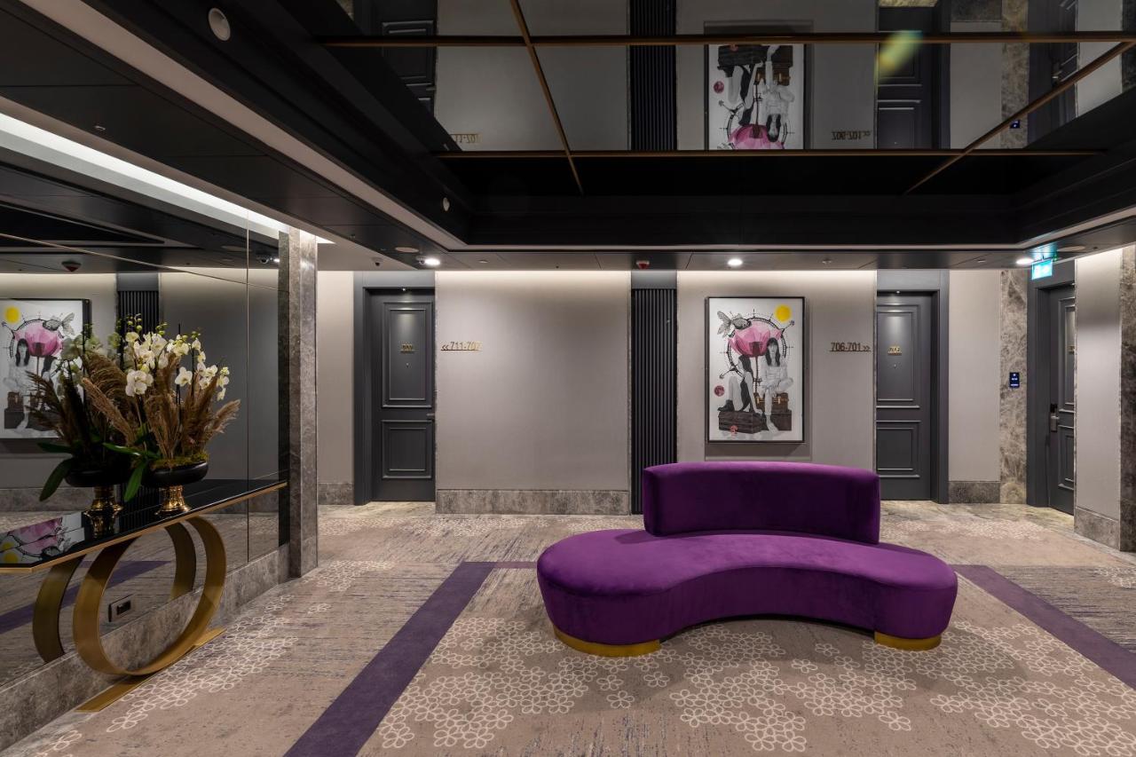 Wish More Hotel Sisli Istanbul Exterior photo The lobby of the hotel